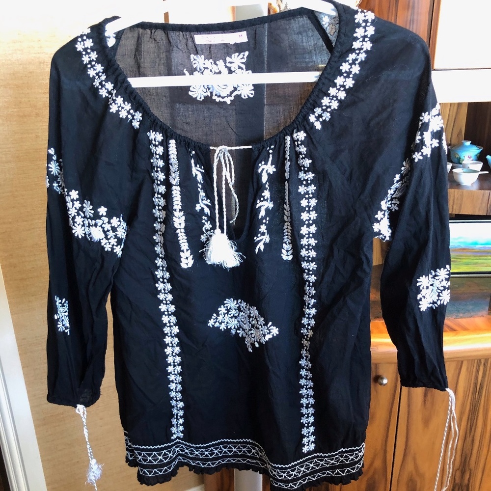 Calypso black cotton top